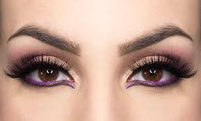 Trucco grafico marrone e viola per uno sguardo spettacolare! - Beautydea